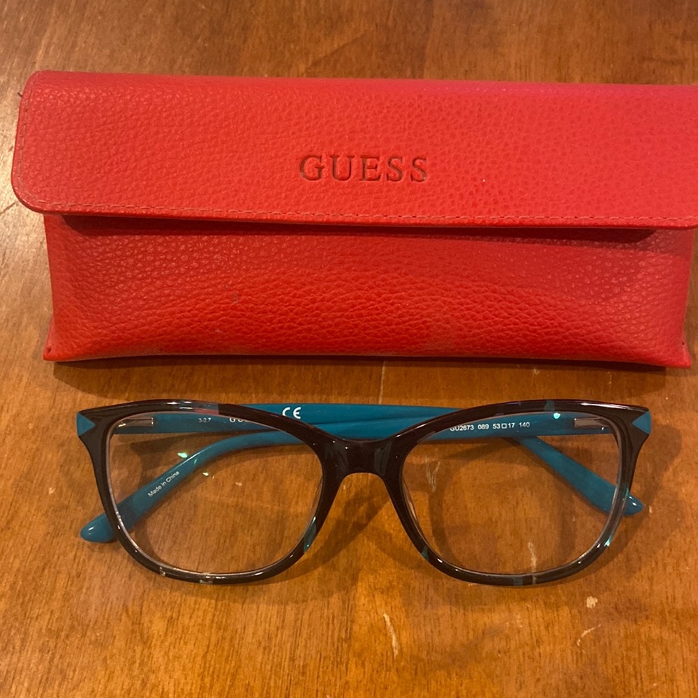 Guess glasses never worn